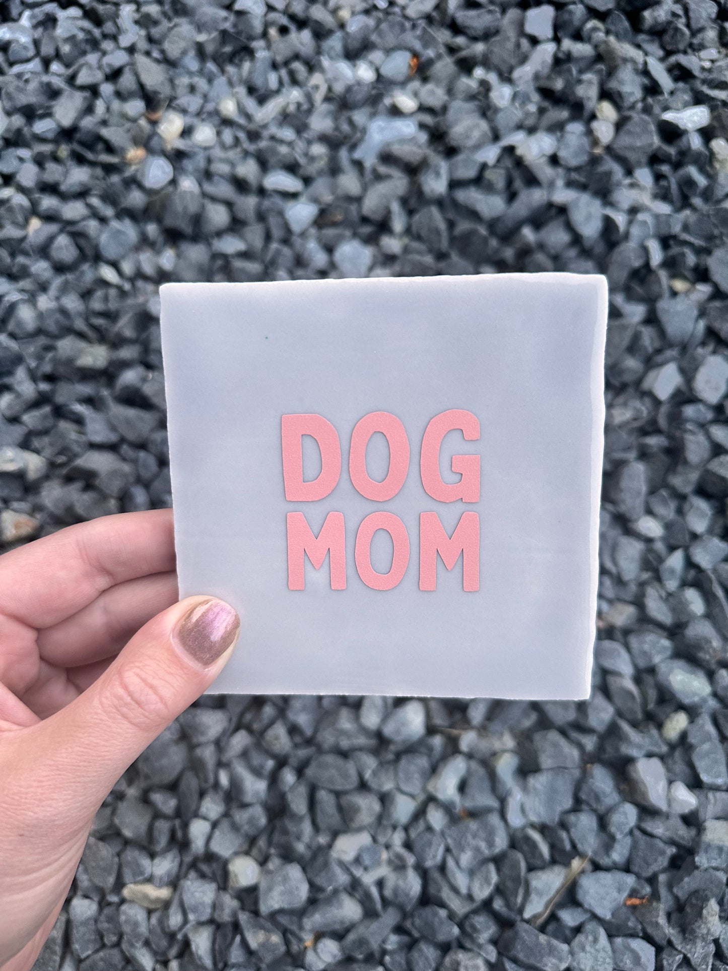 TEGELTJE | DOG MOM