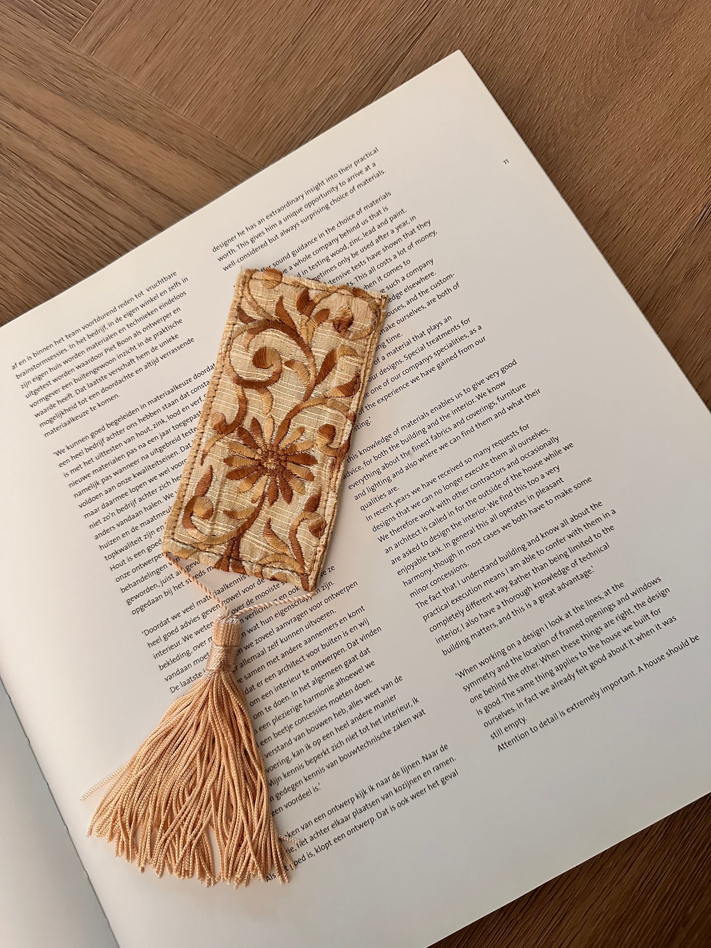 BOEKENLEGGER | HONEY LIGHT