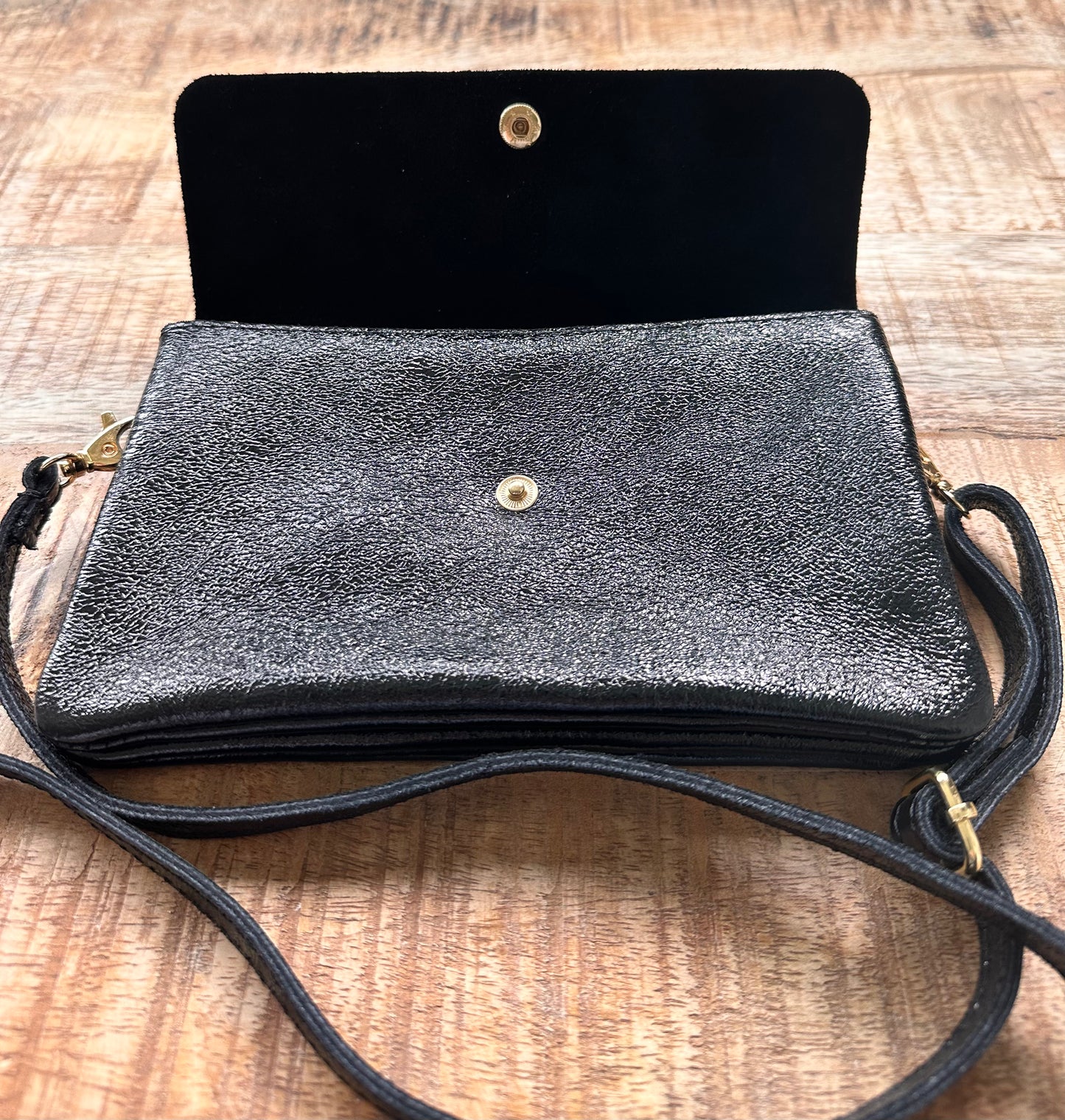 CROSSBODY TAS METALLIC | BLACK
