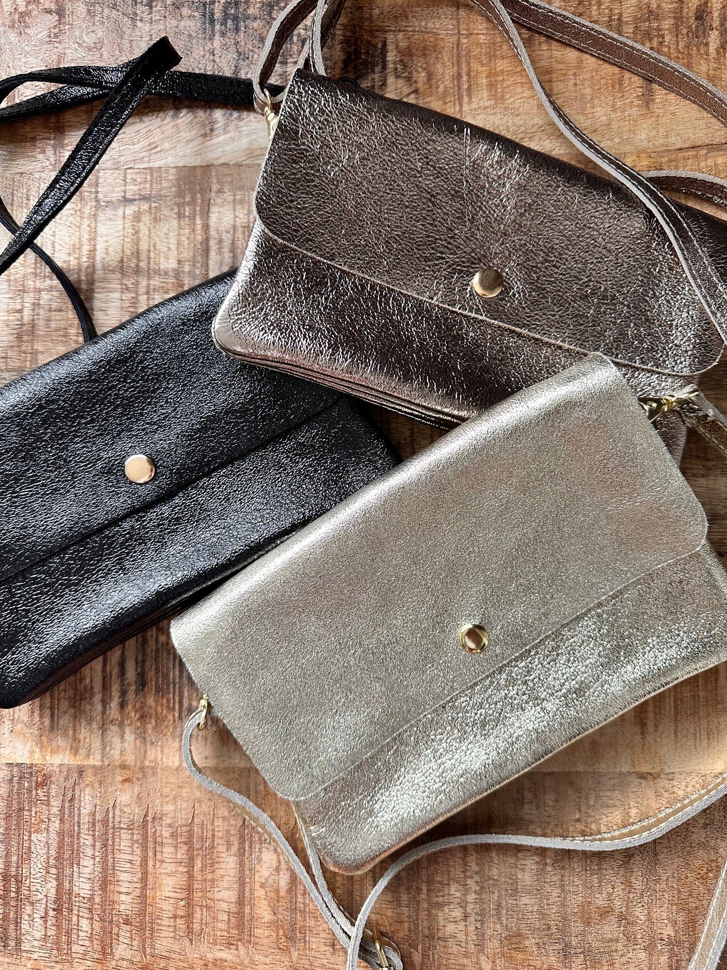 CROSSBODY TAS METALLIC | BLACK