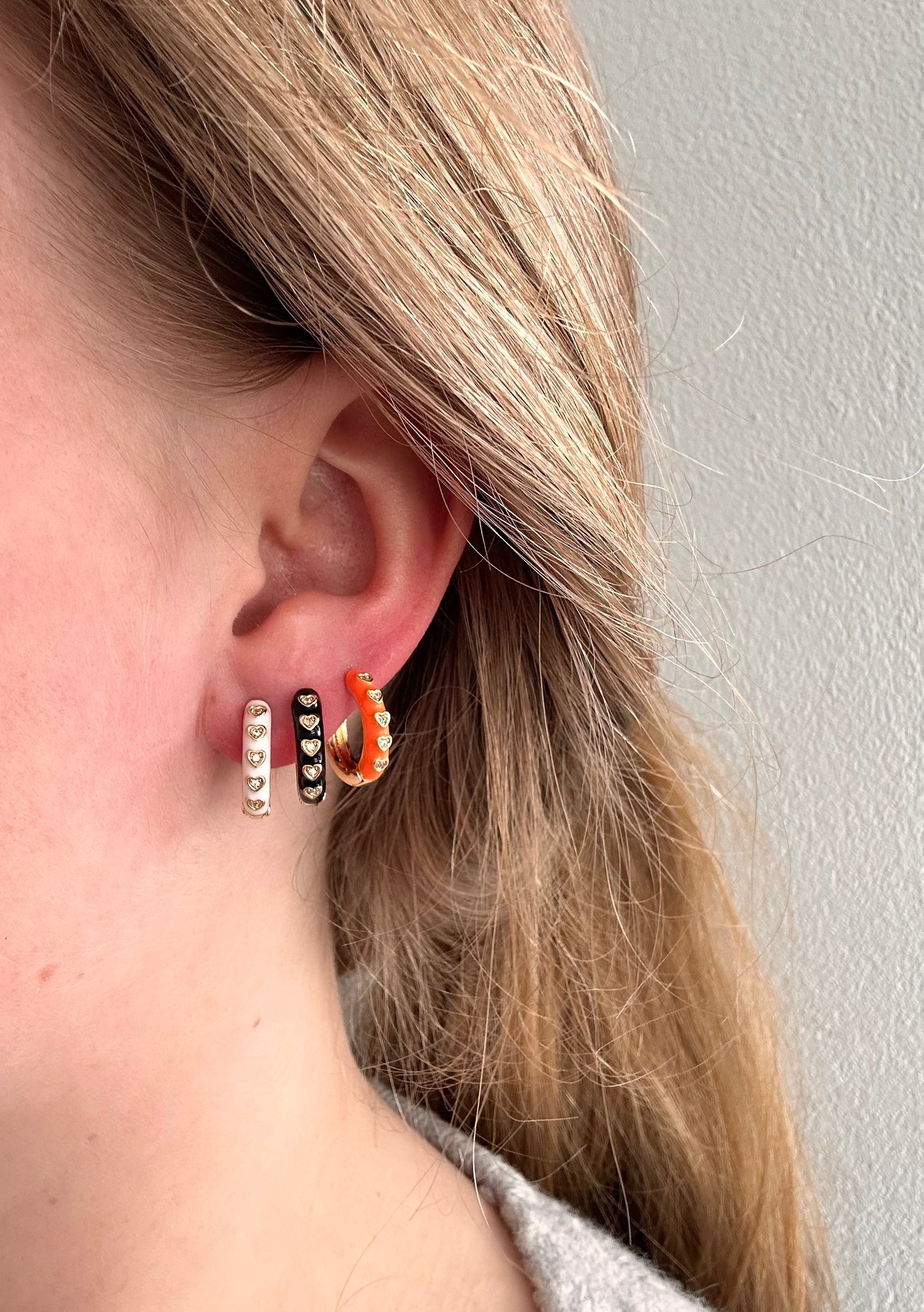 OORBELLEN ORANGE HEARTS | GOLD