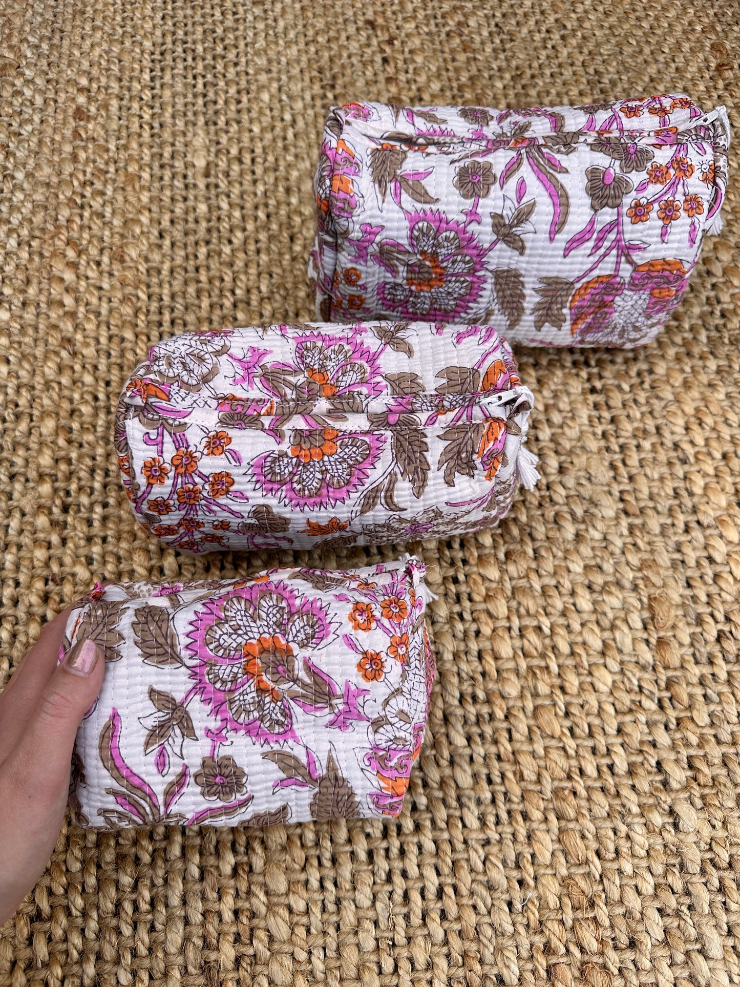 TOILETTAS | PINK FLOWERS S