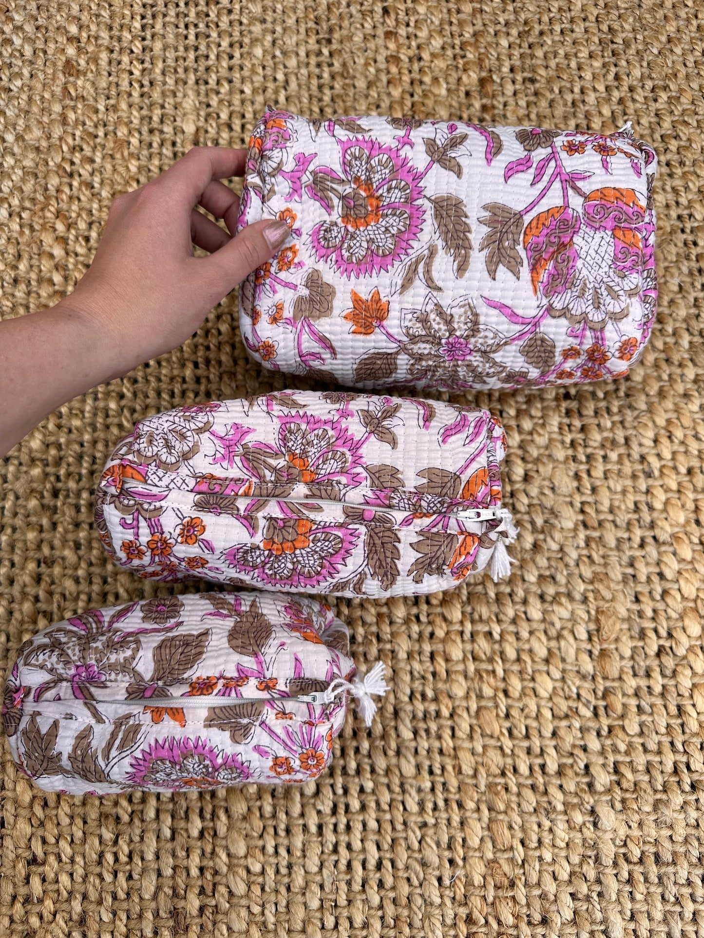 TOILETTAS | PINK FLOWERS L
