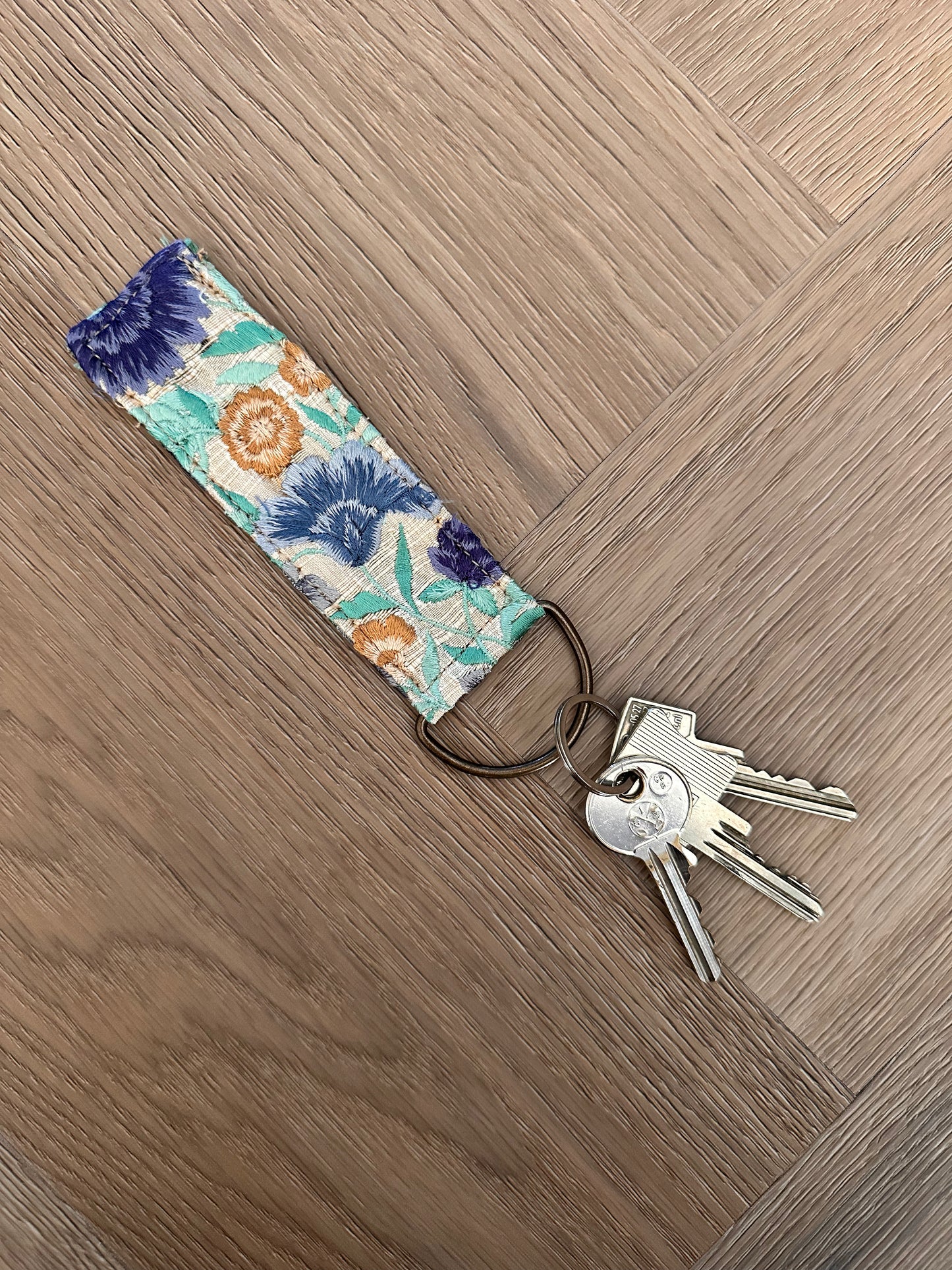 SLEUTELHANGER | BLUEBELL LIGHT