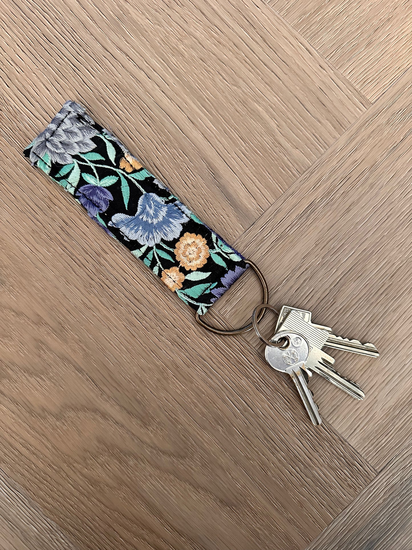 SLEUTELHANGER | BLUEBELL DARK