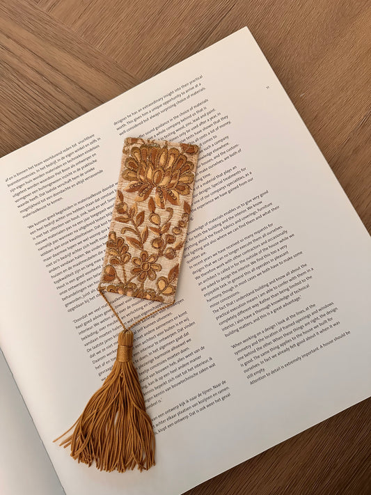 BOEKENLEGGER | LOTUS LIGHT