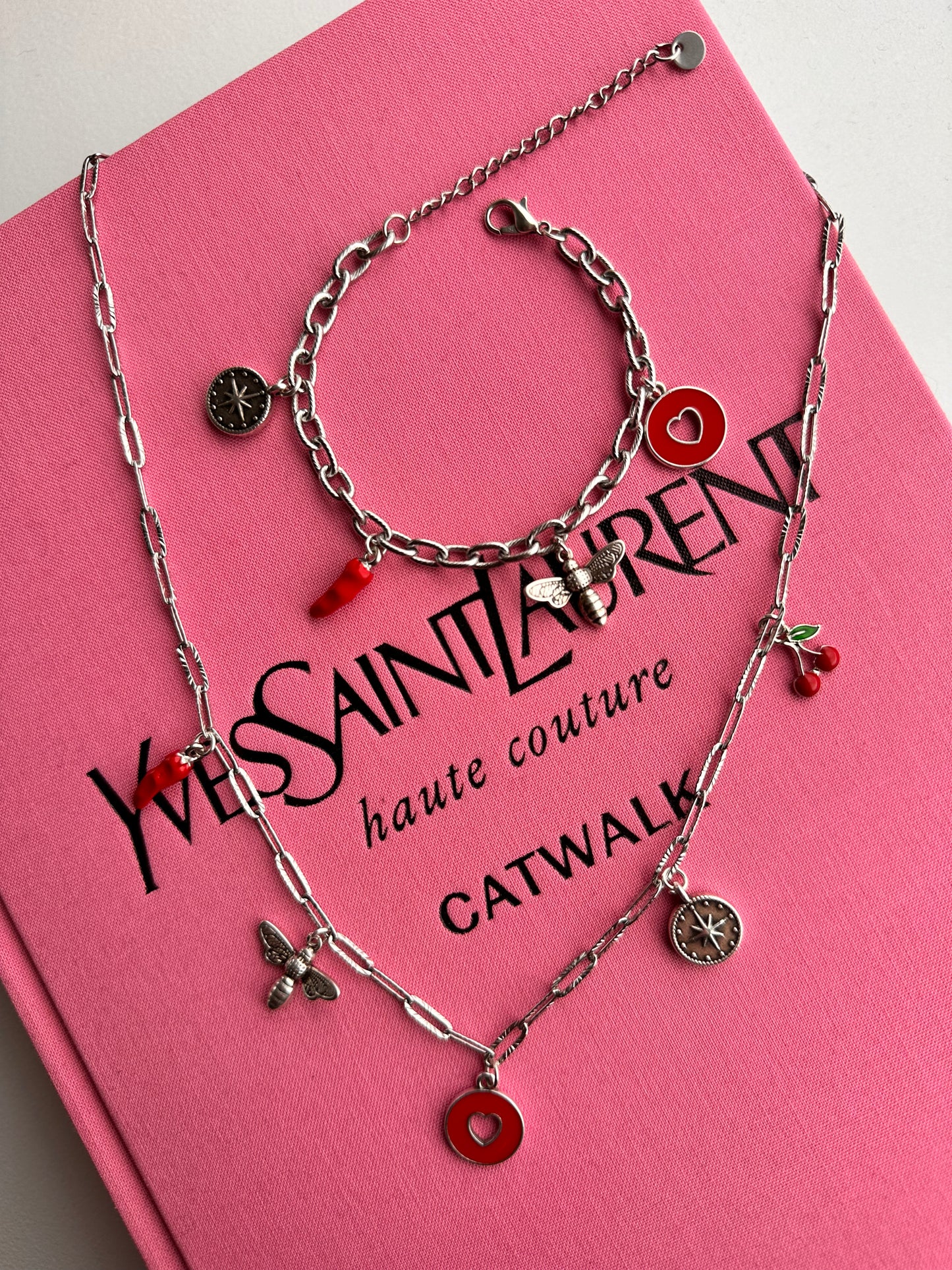 HANDMADE KETTING RED | SILVER