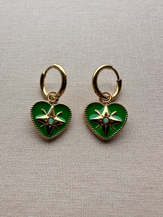 OORBELLEN GREEN HEART WITH STAR | GOLD