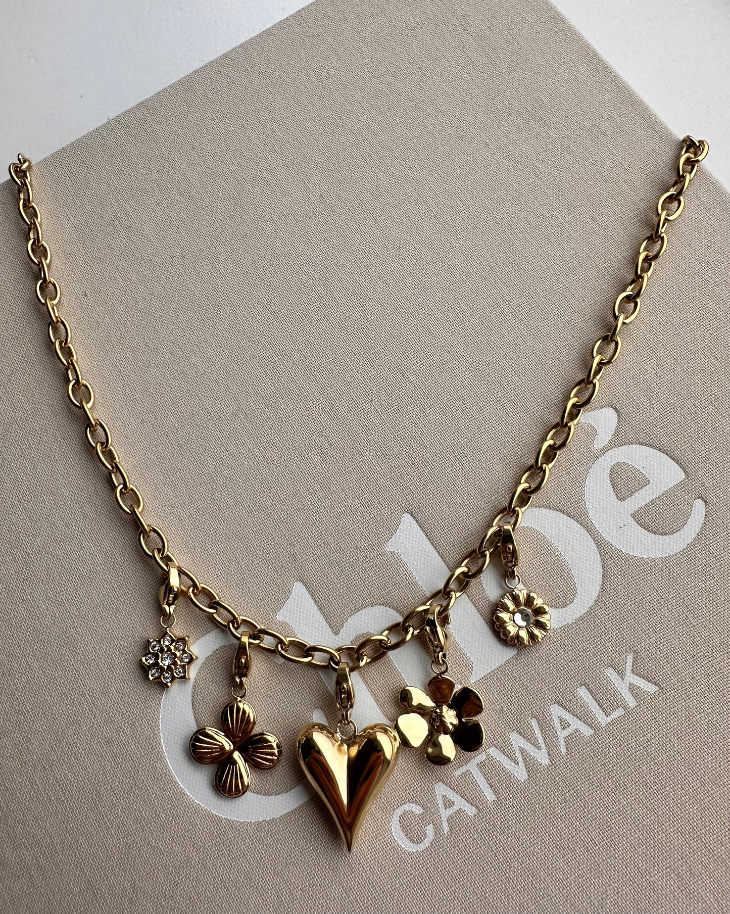 KETTING CHARM | GOLD